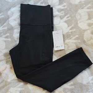 Athleta Stash Leggings 7/8. Large.